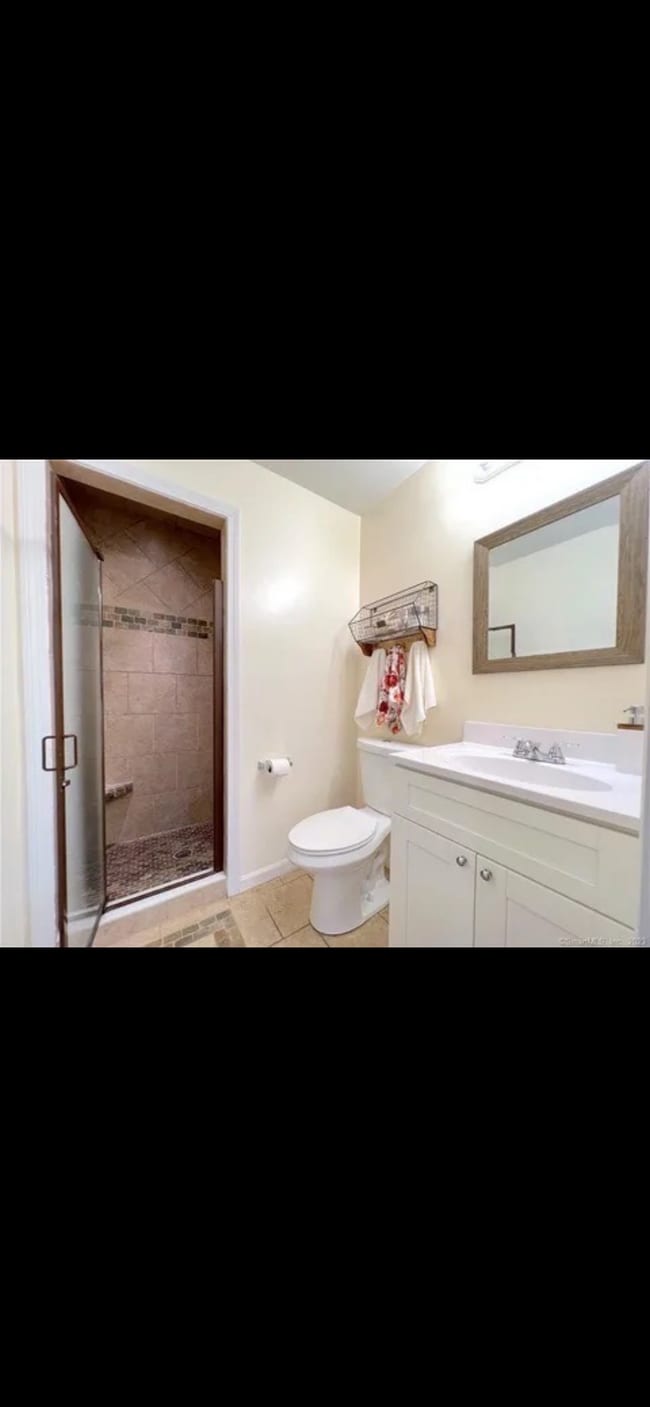 Building Photo - 68 Janet Cir