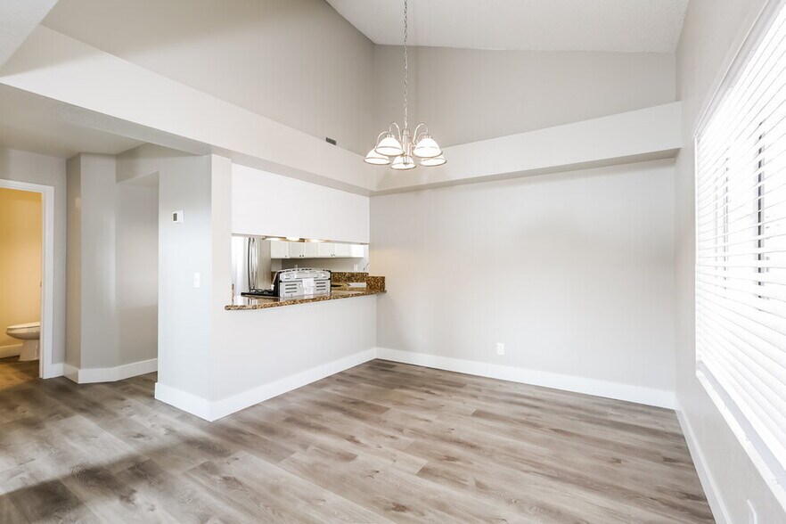 Building Photo - 106 Spinnaker Dr