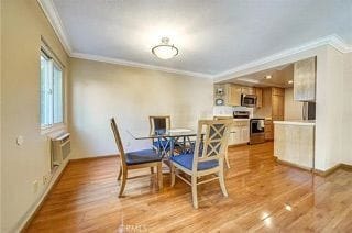 Building Photo - 396 Miraleste Dr