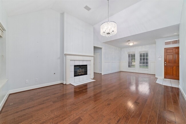 Building Photo - 6511 Mesa Vista Ct