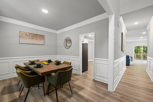 Building Photo - 7218 Sunrise Rd