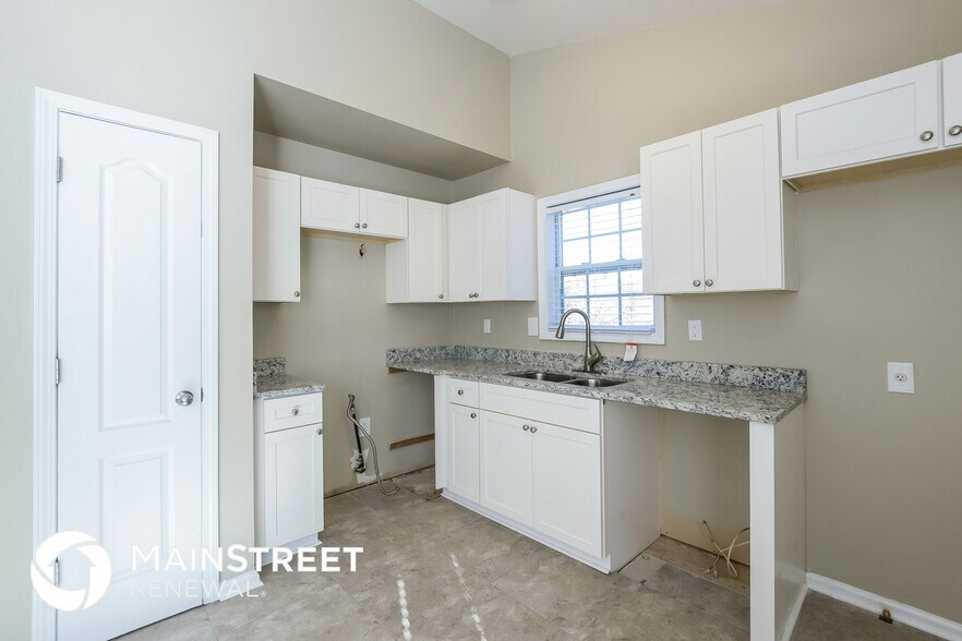 Building Photo - 7845 Cambridge Dr