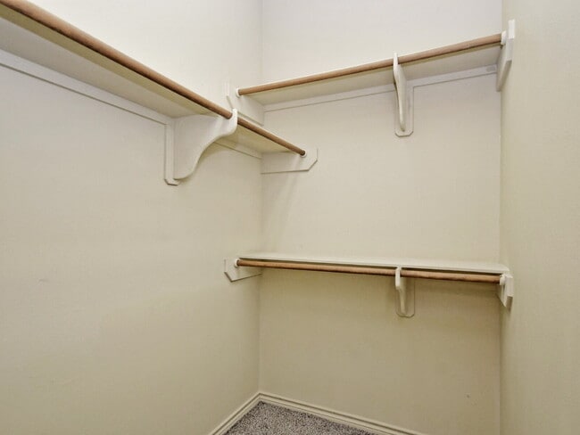 Building Photo - "Spacious 4-Bed, 4-Bath Townhouse Gem in College Station – Perfect for Comfortable Living!"