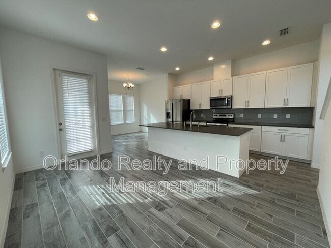 Building Photo - 191 Sun Palm Ln