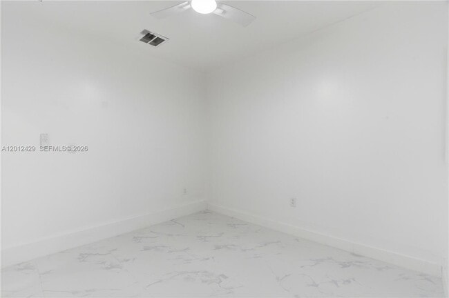 Building Photo - 164 NW 85th Ct