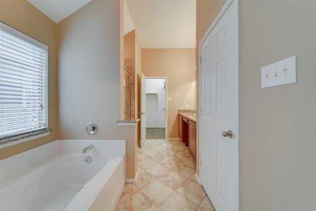 Building Photo - 15705 Wheelhorse Trail