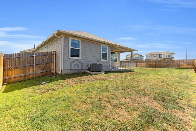 Building Photo - 101 Wichita River Rd