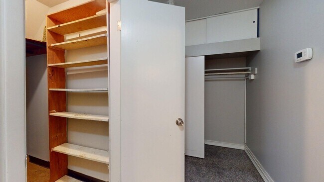 Building Photo - 7405 Marlborough Ave