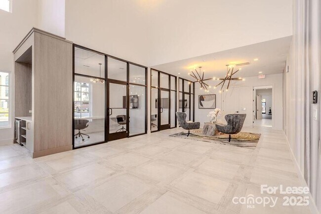 Building Photo - 3110 Doe River Wy