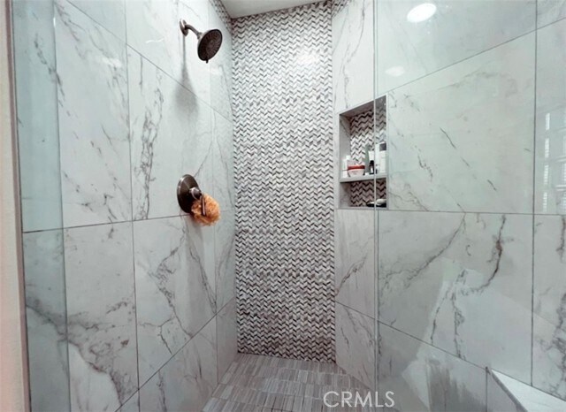 Building Photo - 2233 Martin