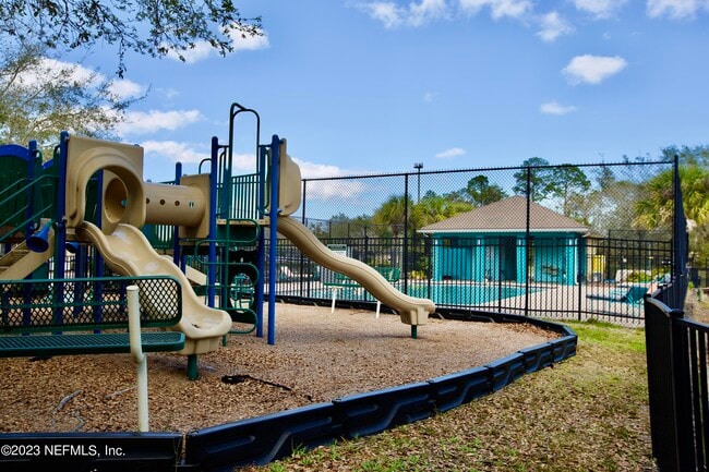 Building Photo - 3600 LENIN PEAK Ct