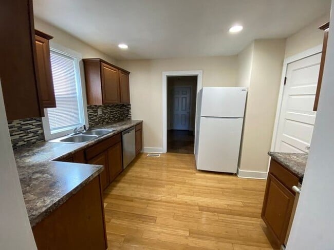 Building Photo - Beautiful Home In Berrien Springs