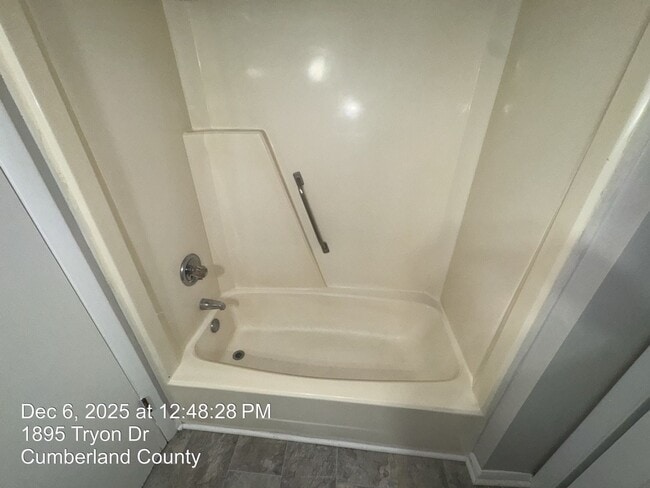 Building Photo - 1895 Tryon Dr