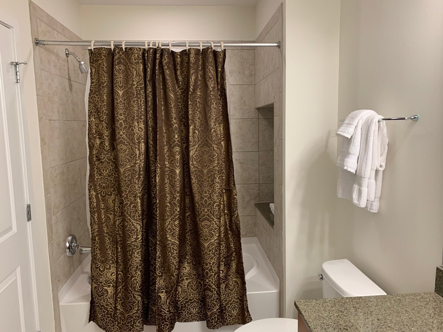 Building Photo - 544 S Church St