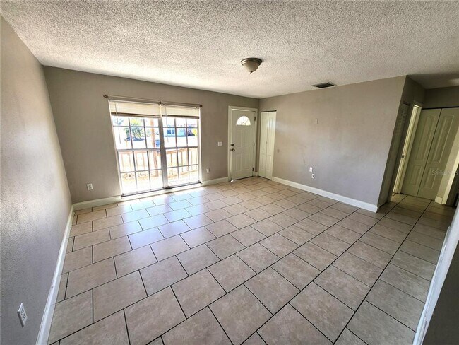 Building Photo - 7321 Exemplar Dr