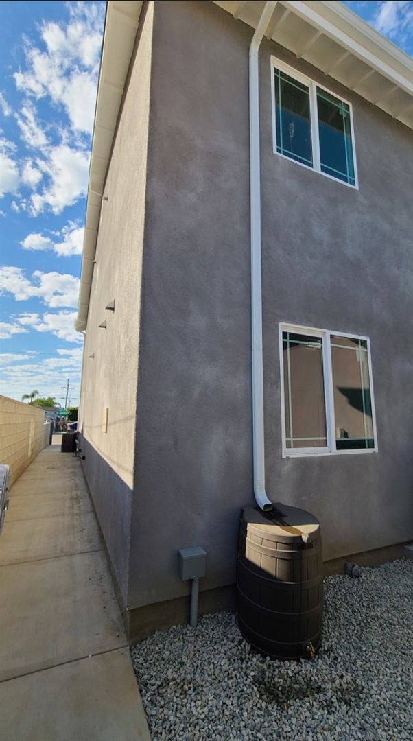 Building Photo - 129(425)