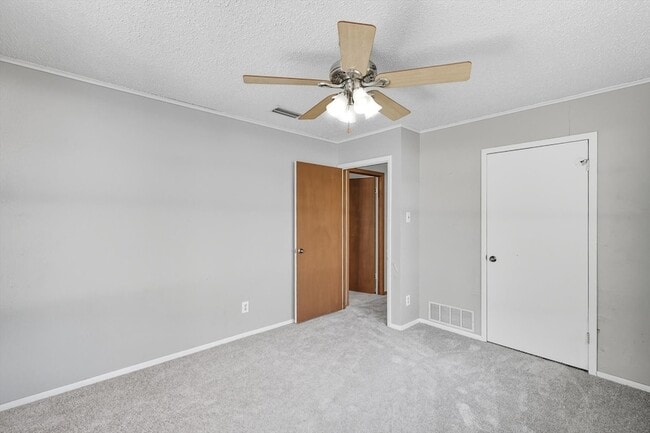 Building Photo - 5702 Teasley Ln