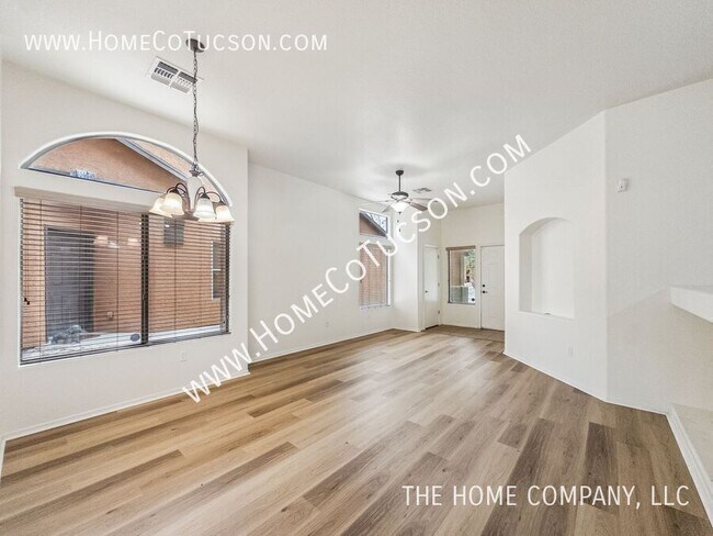 Building Photo - 6039 S Avenida Las Monjas