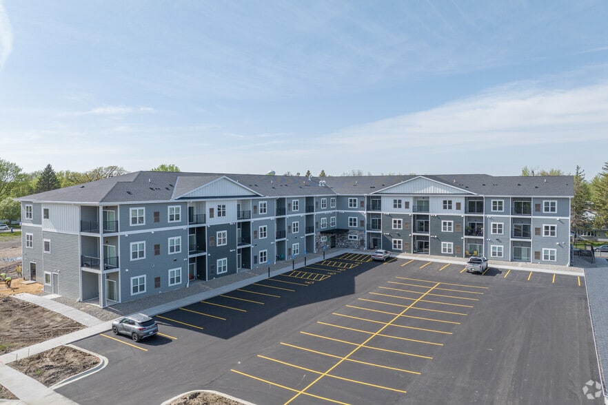 Dodger 56, LLC 104 1st St NW Dodge Center MN 55927 Apartment Finder