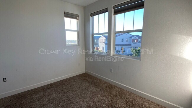 Building Photo - 248 Tuso Ranch Rd