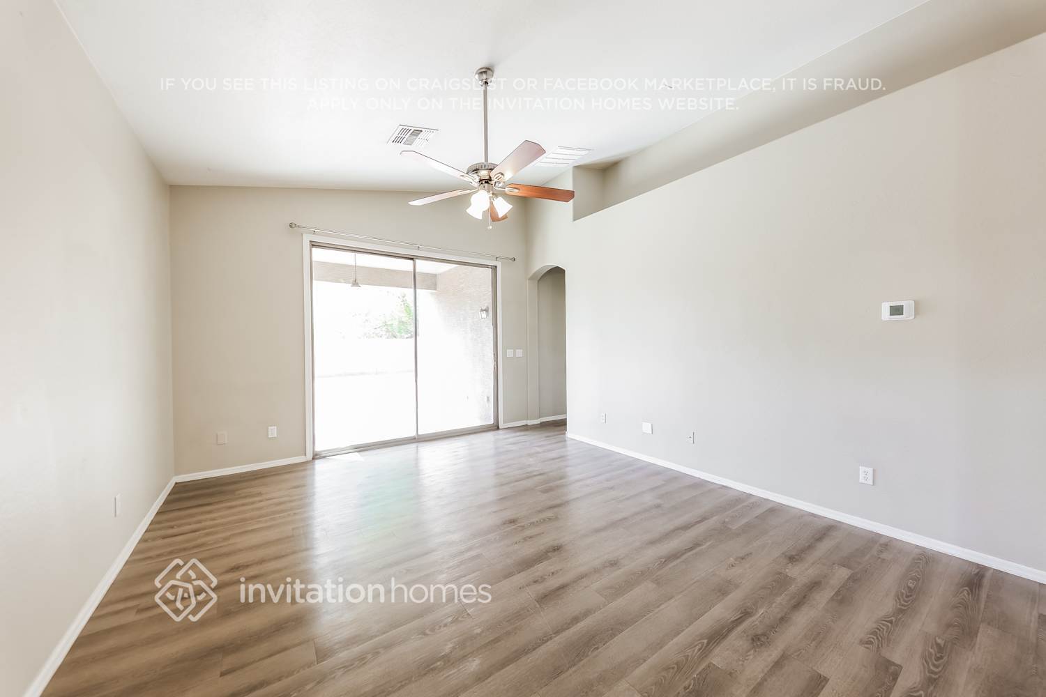 Building Photo - 5613 W Vineyard Rd