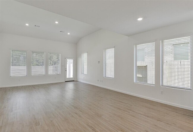 Building Photo - 4261 Waterlily Spg Wy