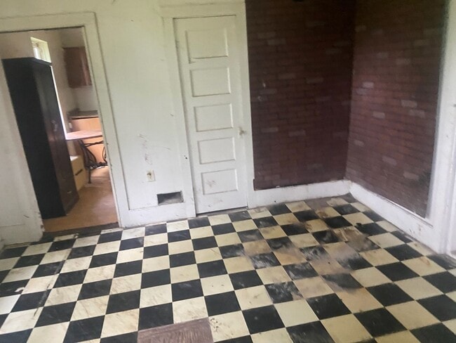 Building Photo - Now Available!  - $490 Month / $700 Down