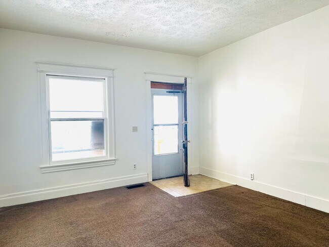 Building Photo - 38-42 Townsend St