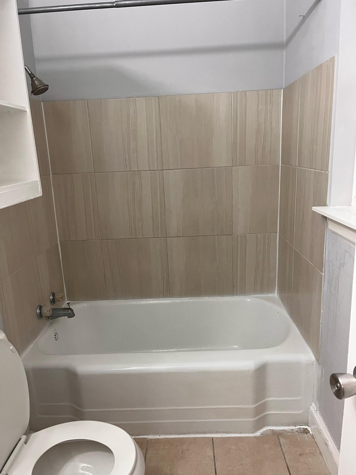 Building Photo - 702 Rosedale St