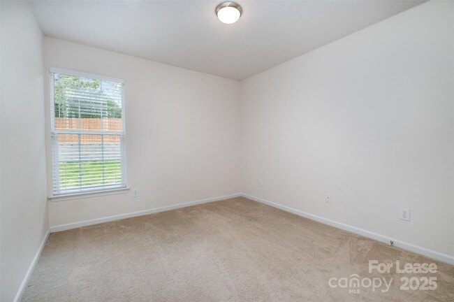 Building Photo - 8424 Angwin Pl