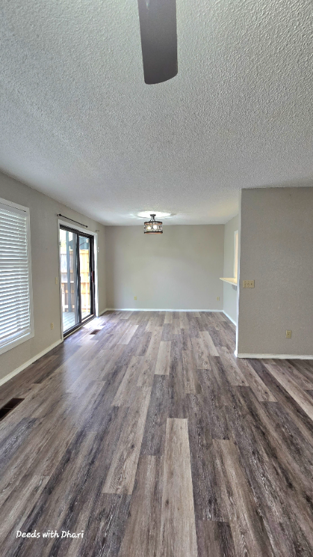 Building Photo - 25 Estes Dr