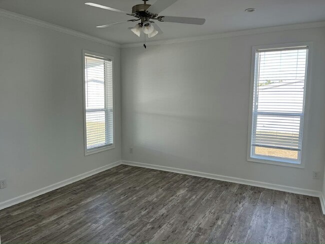Building Photo - 1662 Coralwood Ln