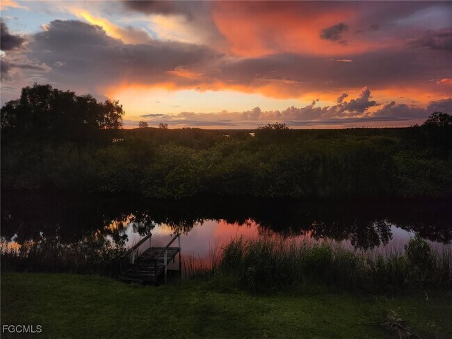 Building Photo - 373 Hile Ln