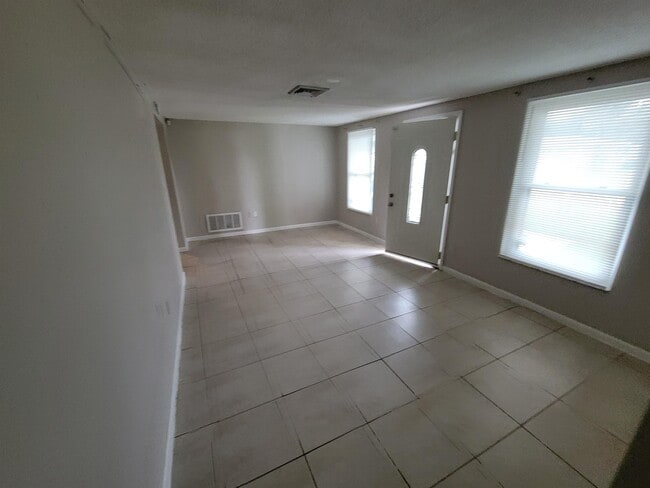 Building Photo - 7914 Wallaba Ln