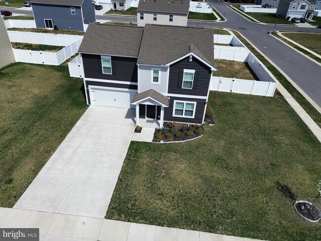 Building Photo - 1650 Terrapin Cir
