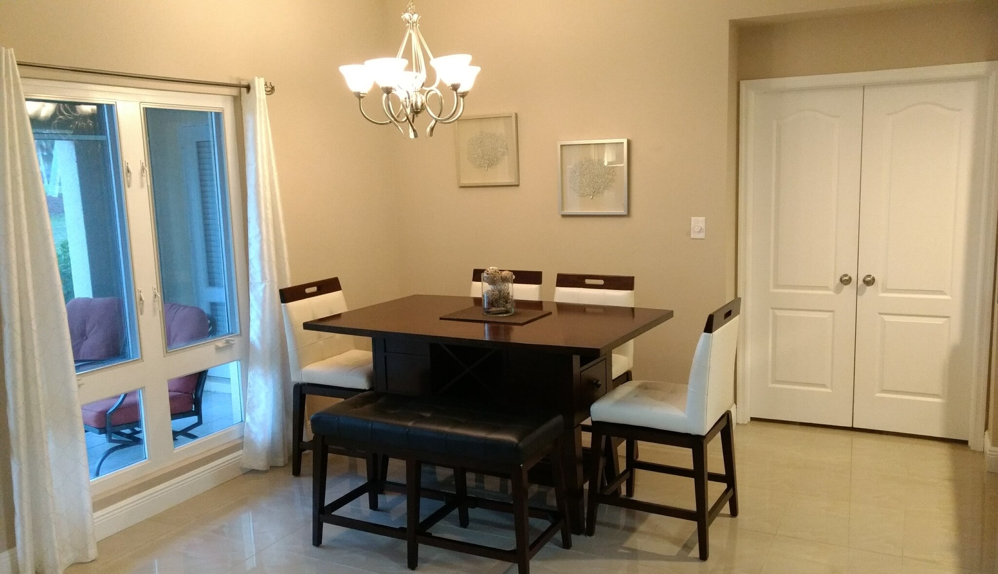 Dining Room - Seats 6 - 5035 Harmony Circle