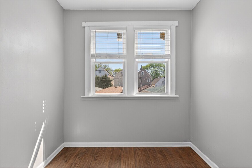 Building Photo - 4509 S Talman Ave