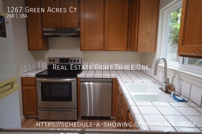 Building Photo - 1267 Green Acres Ct