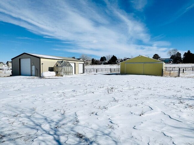 Building Photo - Beautiful Horse Property with Outbuildings...