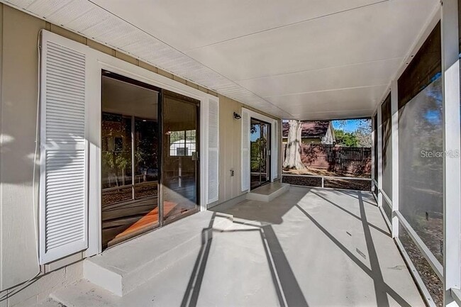 Building Photo - 7326 Lake Floy Cir