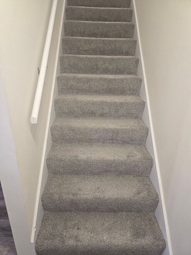 Building Photo - 1958-MF2-E4