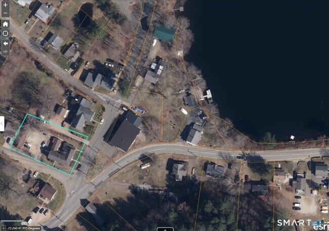 Building Photo - 2 Lyons Rd