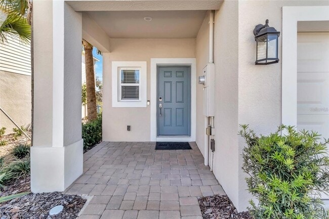 Building Photo - 2596 Penguin Blvd