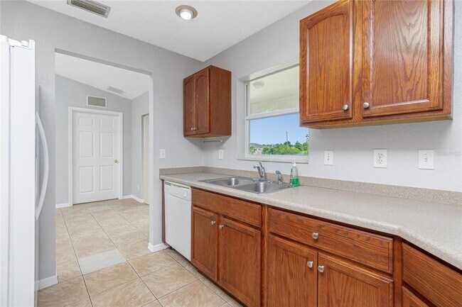 Building Photo - 11708 Willmington Blvd