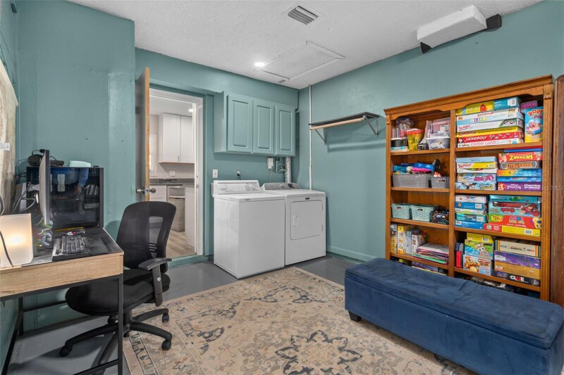 Building Photo - 113 Cranbrooke Dr