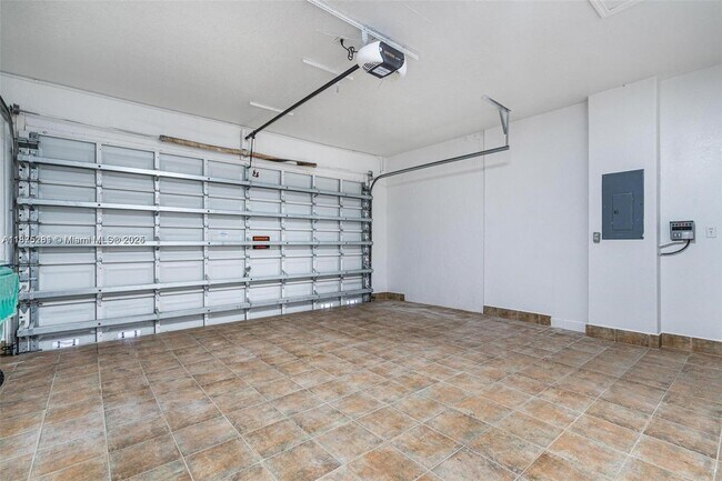 Building Photo - 14880 SW 32nd St