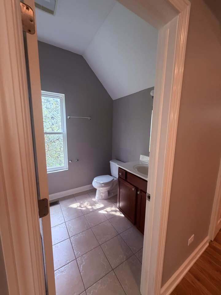 Full bath includes a shower/tub combination. - 5107 Timber Ln
