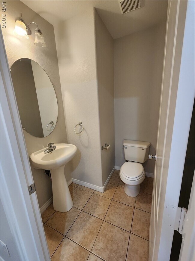 Building Photo - 6733 Druid Hills St