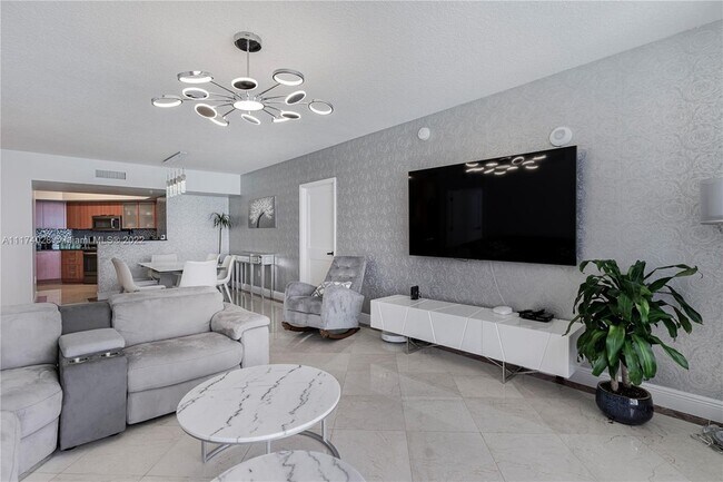 Building Photo - 16699 Collins Ave