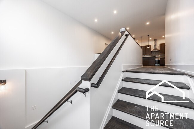 Building Photo - 1836 S Carpenter St